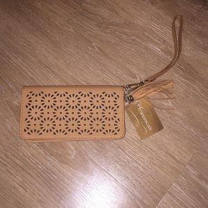 Phone wristlet purse